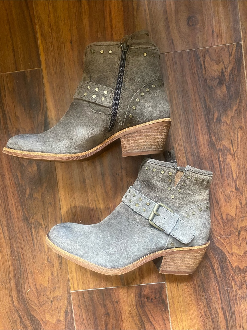 Sofft Gray Suede Studded Ankle Boots - Classic Western Style 6